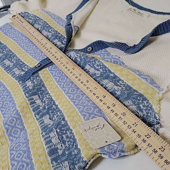 NEW XL FREE PEOPLE BLUE YELLOW CREAM NORDIC BUTTON SWEATER Apres Ski NWT - Picture 2 of 14